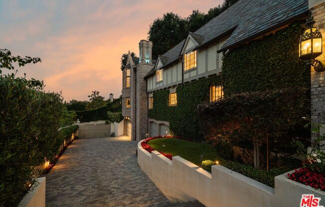 10950 BELLAGIO RD
