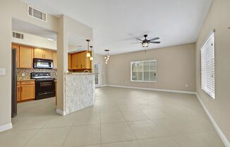 3 beds, 2 baths, $1,800, Unit UNIT 124