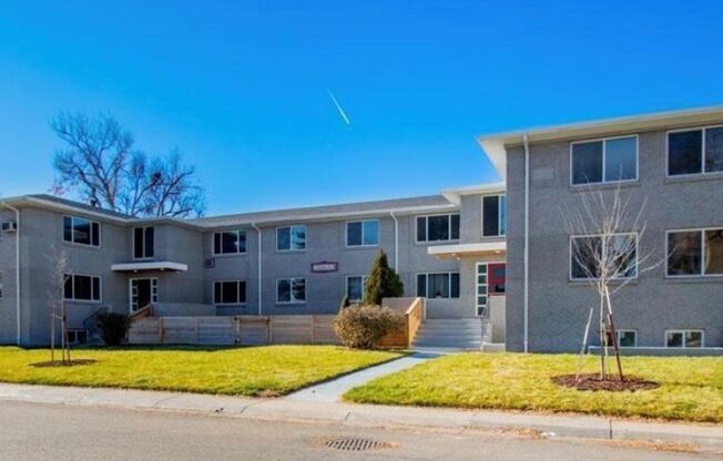 2 beds, 1 bath, 900 sqft, $1,410