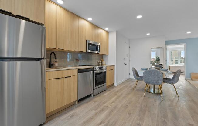 2 beds, 2 baths, $4,249, Unit 5D