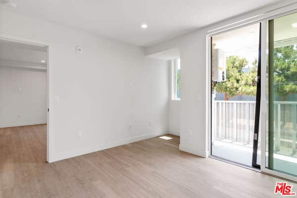 132 ROSEMONT AVE