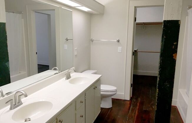 1 bed, 1 bath, 800 sqft, $1,390, Unit 448