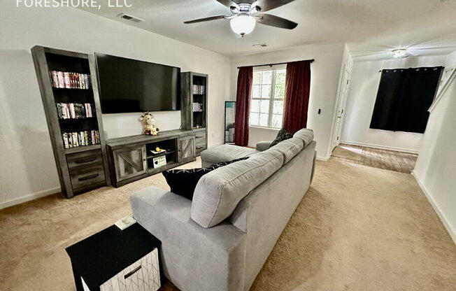 347 CAMPUS LN