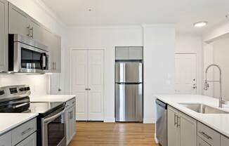 Painted Trails Renovated Kitchen with Storage and Dishwasher