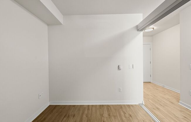1 bed, 1 bath, 595 sqft, $1,750, Unit 202