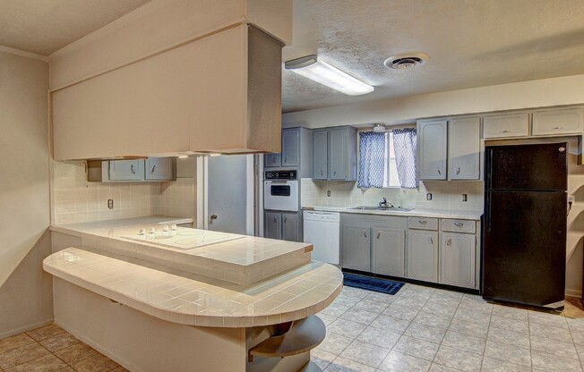 1030 Monette - 4/Bed 2/Bath - $1,795/month