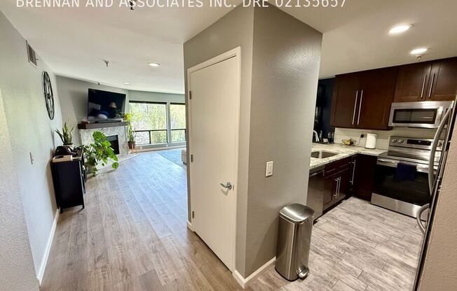 1640 10 AVE