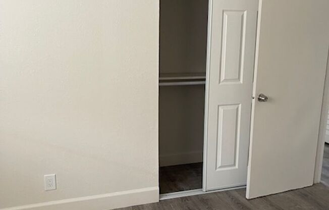 2 beds, 2 baths, 900 sqft, $2,250, Unit 252#03