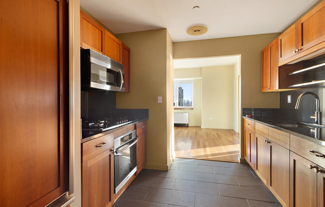 3 beds, 3 baths, 2,571 sqft, $27,000, Unit PH1