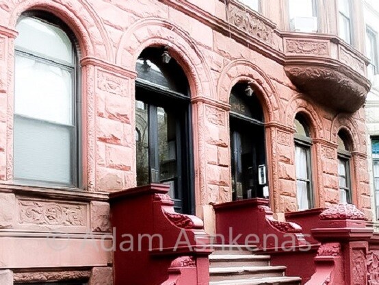140 W 75 ST