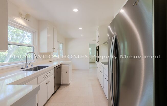 Sleepy Hollow 4bd/2.5ba One Level Home-w/Pool!  FOUNDATION