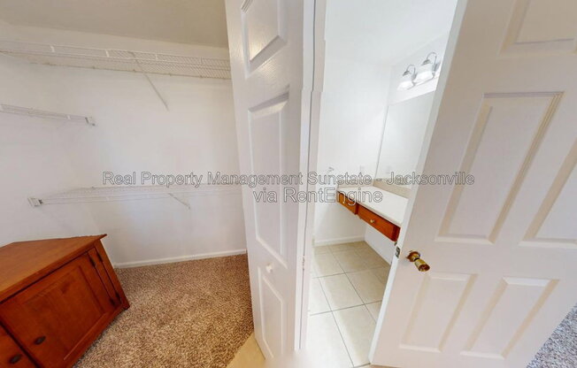 1 bed, 1 bath, 1,012 sqft, $1,350, Unit 536
