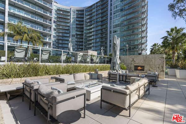 2 beds, 2 baths, 1,584 sqft, $6,800