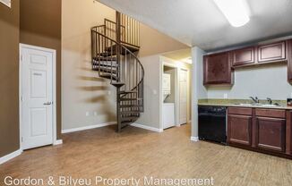 908 West 21st Street