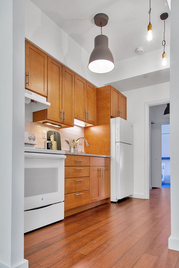Warren Avenue Apartments