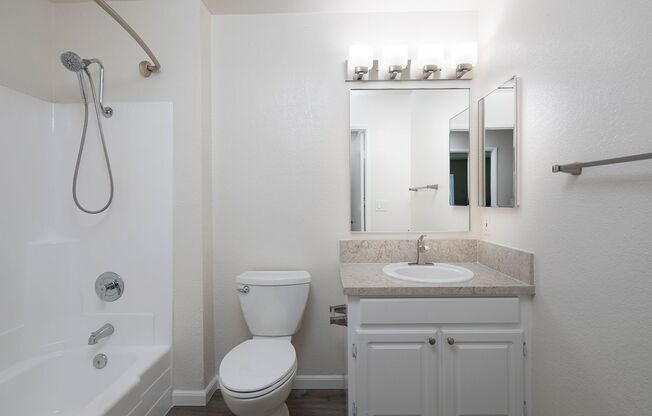 1 bed, 1 bath, 650 sqft, $2,095, Unit A17