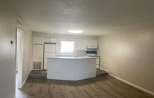 1 bed, 1 bath, 675 sqft, $730, Unit C:16