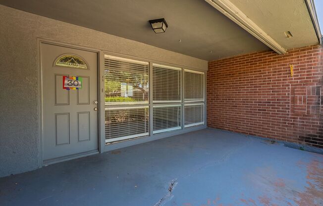 301 Courtyard Living
