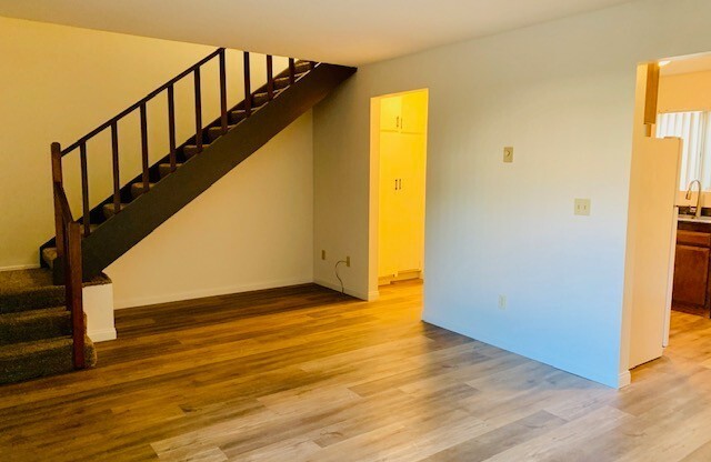 WALK TO THE BEACH! 2BD/1.5BA TOWNHOME IN PACIFIC BEACH! $3,195/mo!