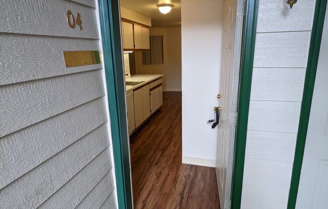 2 beds, 2 baths, 800 sqft, $1,495, Unit 4004