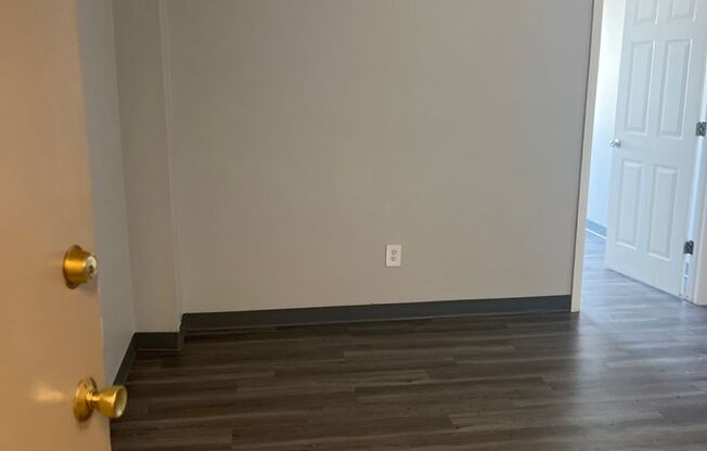 2 beds, 1 bath, 675 sqft, $1,400, Unit 223