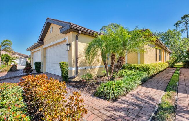 **2026 SEASONAL RENTAL AVAILABLE** MINUTES FROM THE AMAZING  WELLEN PARK