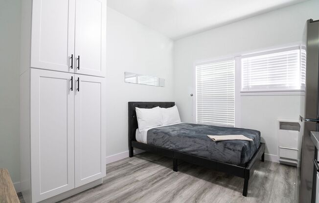 Studio, 1 bath, 174 sqft, $1,095.42, Unit 07