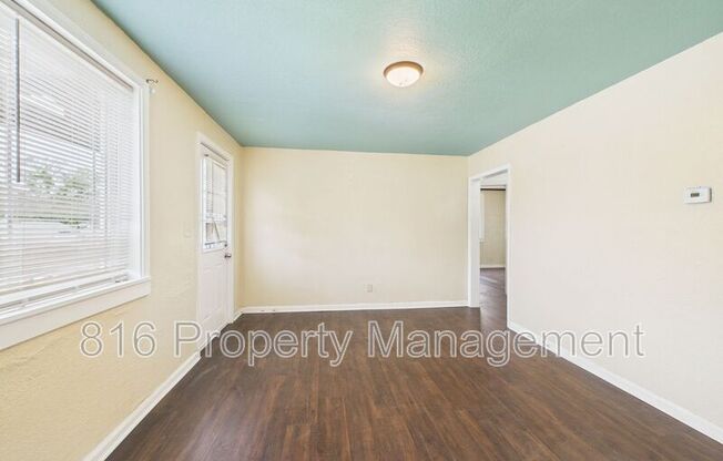 3425 JACKSON AVE