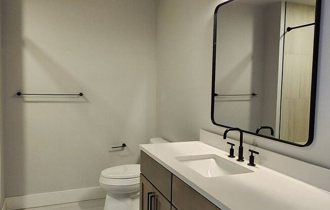 1 bed, 1 bath, 808 sqft, $2,450, Unit #425