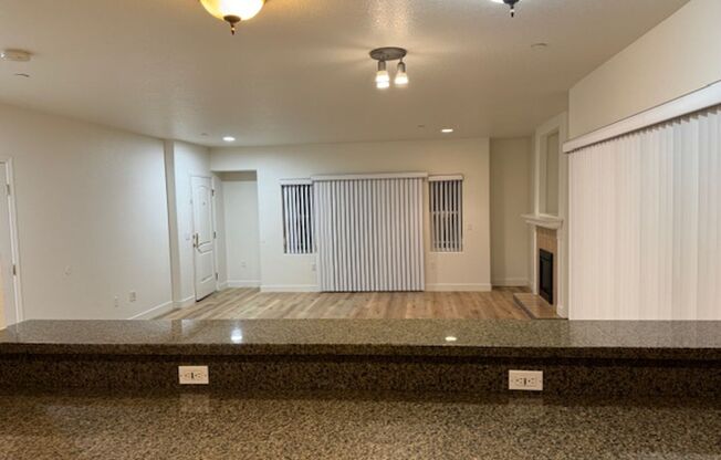 2 beds, 2 baths, $3,250, Unit 3