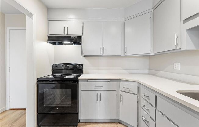 528 Merritt Ave #303 -  1 Bedroom | 1 Bath | 850 sq ft