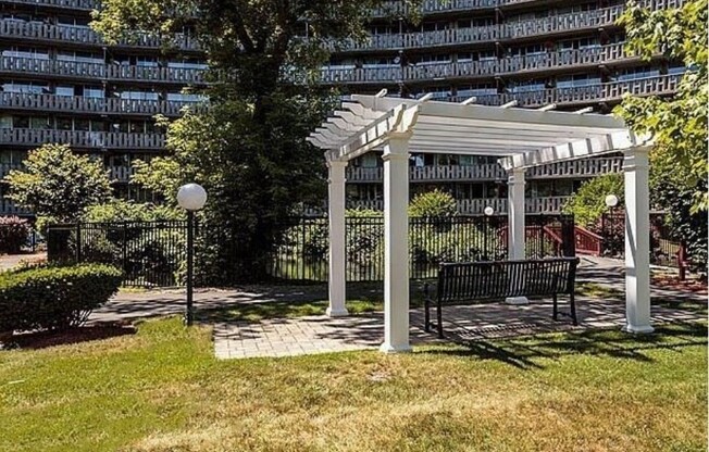 1 bed, 1 bath, 606 sqft, $2,150, Unit 630