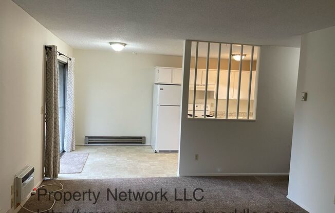 Gresham 2 Bedroom Condo with Garage