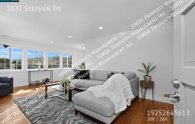 3031 STEPHEN DR
