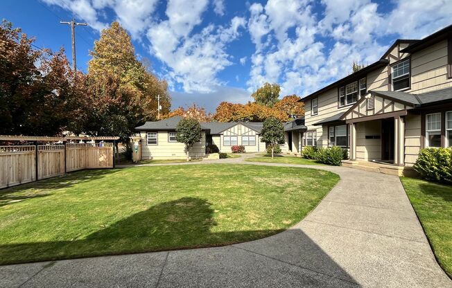 Maple Court by Star Metro