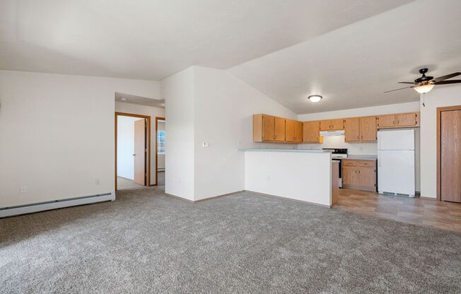 2 beds, 2 baths, $1,515, Unit 2766-10