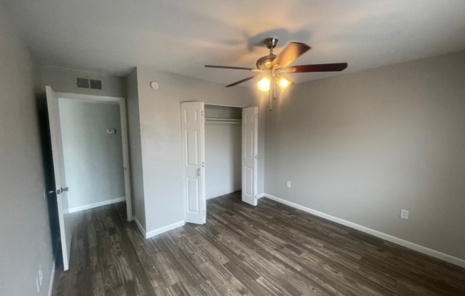 3 beds, 2 baths, $1,050