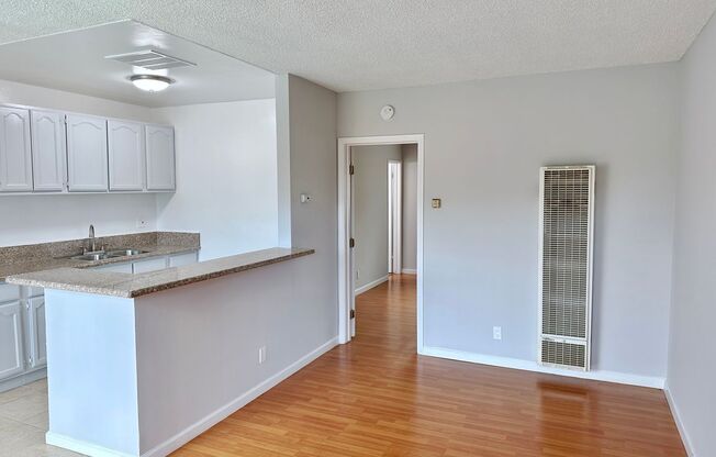 1 bed, 1 bath, 550 sqft, $1,675, Unit 55-16