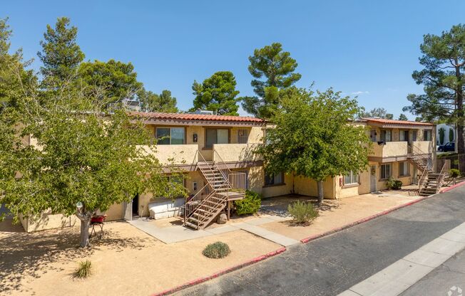 1 bed, 1 bath, 576 sqft, $1,250, Unit Unit 239