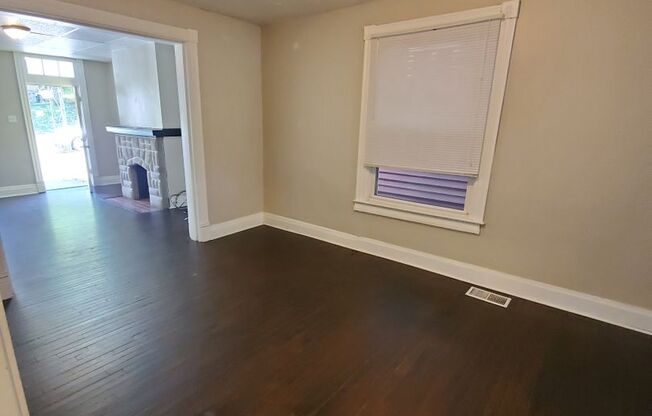 1 bed, 1 bath, $1,100, Unit Apt 1