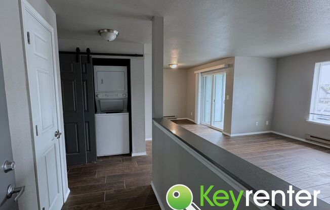 2 beds, 1 bath, 840 sqft, $1,600, Unit C