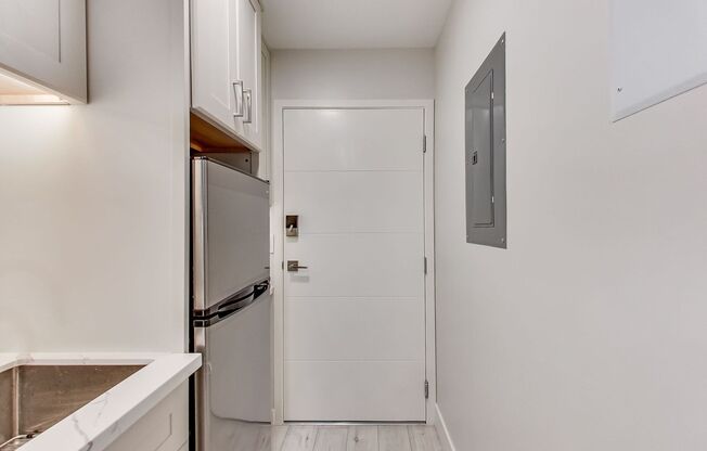 Modern 3BR/2BA | Renovated Unit with Patio