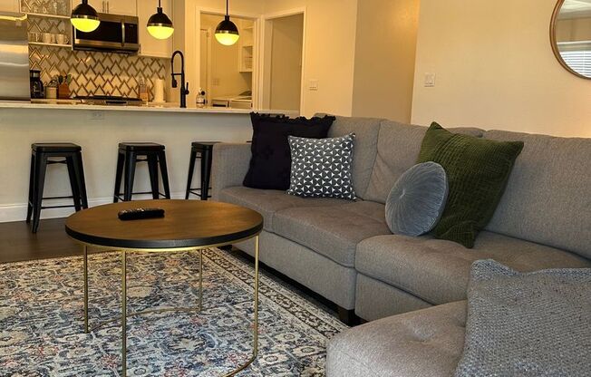 *** Near Domain * Stunning 4 Bedroom House * Fully Furnished * Designer Decorated * High End Luxury Finishes ***