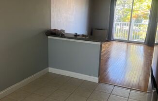 2 beds, 1 bath, $2,100, Unit # 6