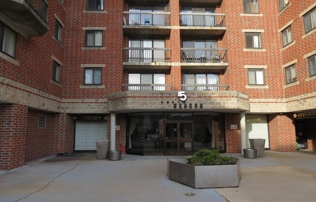 15 N Beacon