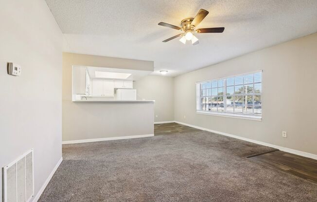 2 beds, 1 bath, 950 sqft, $1,199, Unit 3730-201 (D)