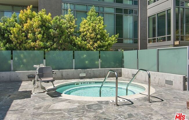 1 bed, 1 bath, 790 sqft, $2,600, Unit 1019