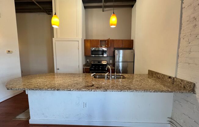 2 beds, 2 baths, 862 sqft, $1,750, Unit 3H