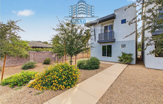 3 beds, 2.5 baths, 1,683 sqft, $2,850