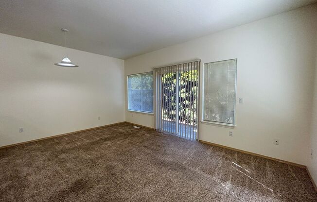 2 beds, 2.5 baths, 1,150 sqft, $1,595, Unit 3752-104